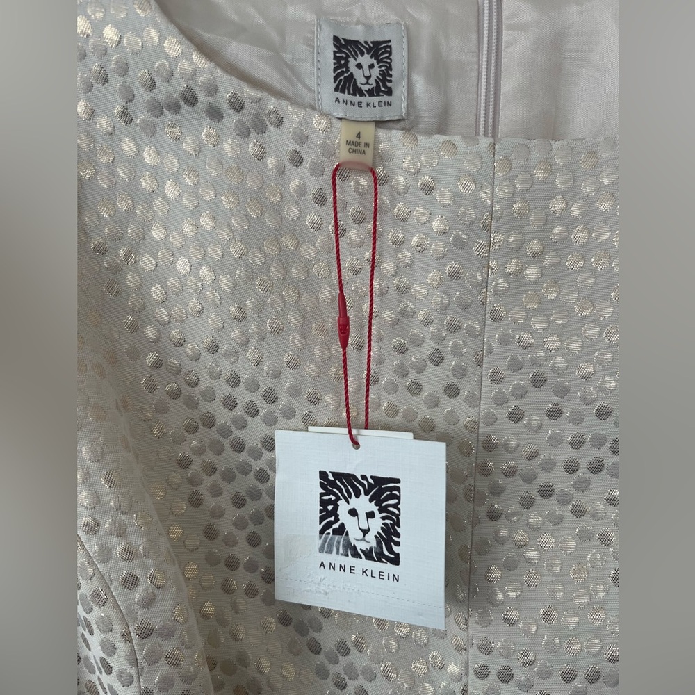 ANNE KLEIN Women's NWT fit & flare Cocktail Dress with Side Pockets. Size: (4) - Picture 11 of 11